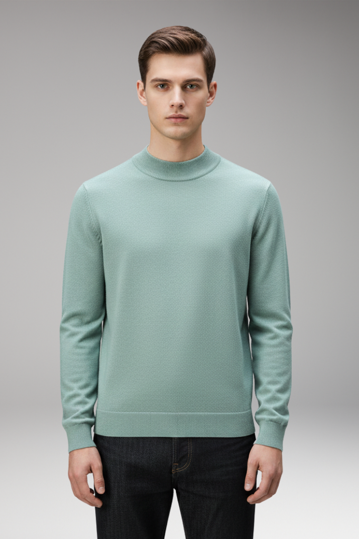 Men’s Pullover Shirt with Crew Neck and Straight Hem