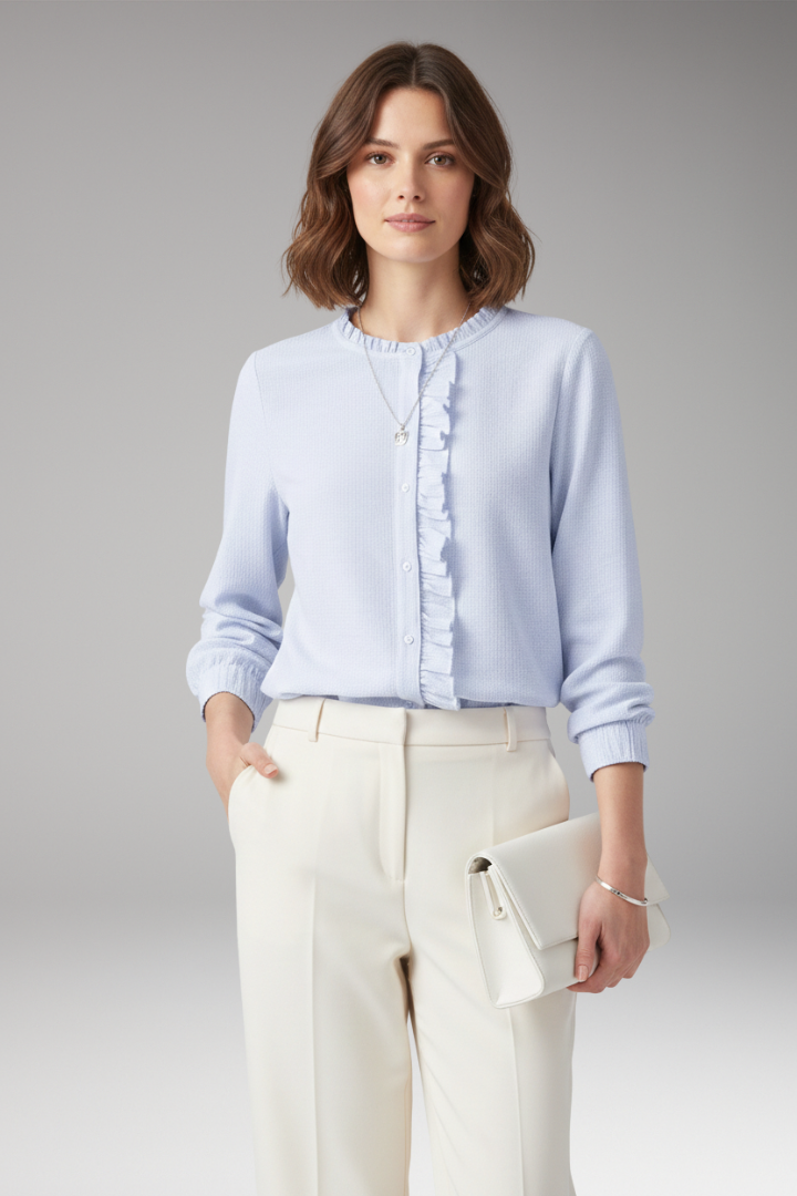 Women’s Blouse with Round Neckline and Even Exterior