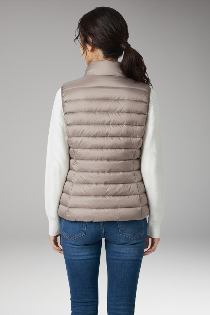 Women’s Sleeveless Jacket with Stand-Up Collar and Quilted Design