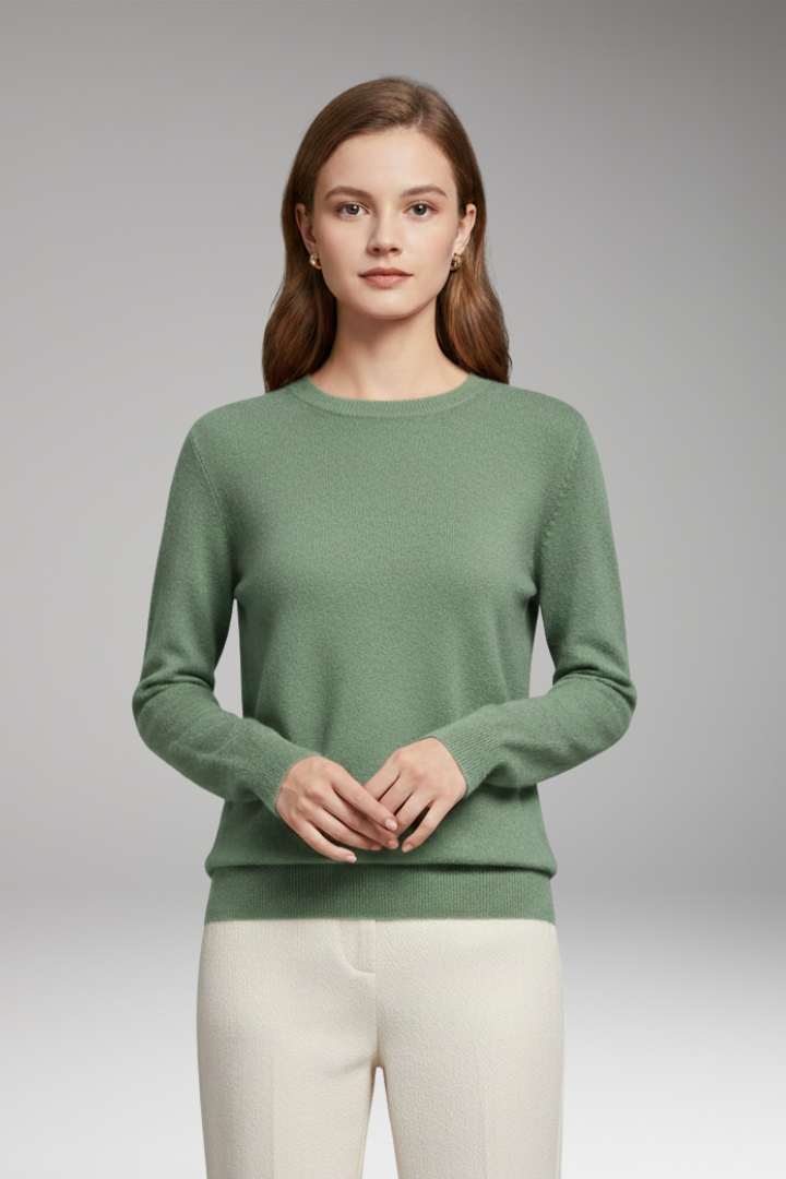 Women’s Jumper with O-Neckline and Long Sleeves